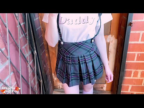 ❤️ Schoolgirl ດູດ dick ຂອງນາງເລິກແລະ fucks ແທນທີ່ຈະຫ້ອງຮຽນ. ຮູບໂປ້ຍາກ ທີ່ lo.porno-filmy.ru